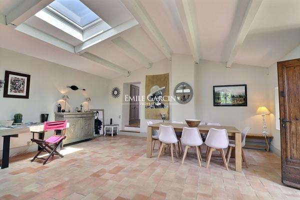 A vendre - Appartement d'exception dans un Domaine privé - A 25 minutes d'Aix -en -Provence