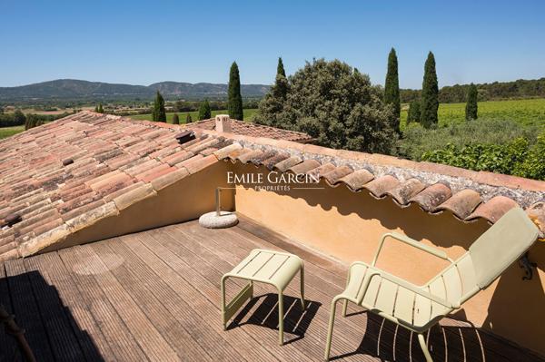 A vendre - Appartement d'exception dans un Domaine privé - A 25 minutes d'Aix -en -Provence