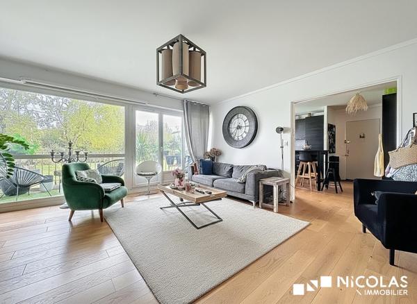 Appartement lumineux 117m² – résidence calme
