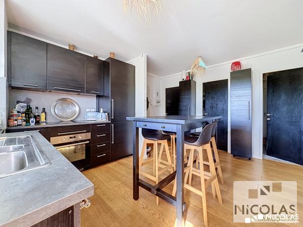 Appartement lumineux 117m² – résidence calme