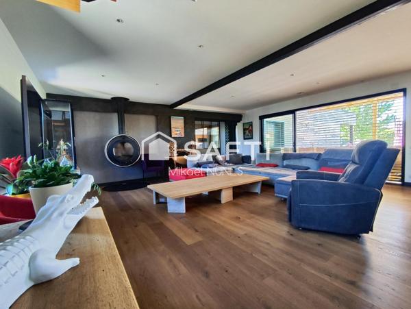 LHERM - Maison T7 de 280 m² - Piscine - 5 chambres.