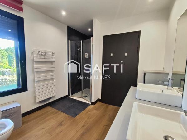 LHERM - Maison T7 de 280 m² - Piscine - 5 chambres.