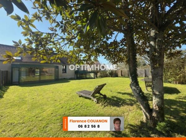 Maison atypique idéale pour recevoir à Sainte Mesme (78) – 230 m², 5 chambres, garage pour 3 voitures.