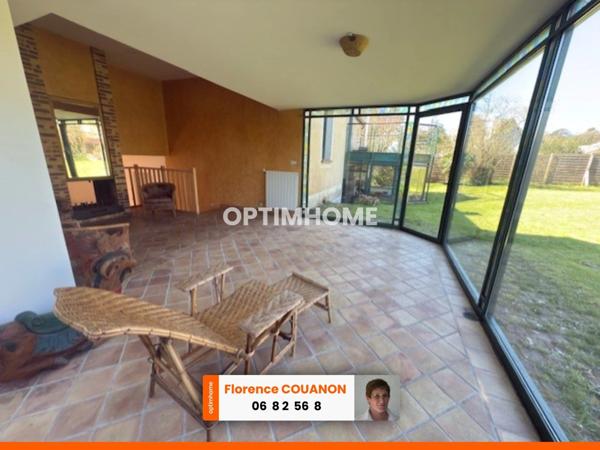 Maison atypique idéale pour recevoir à Sainte Mesme (78) – 230 m², 5 chambres, garage pour 3 voitures.