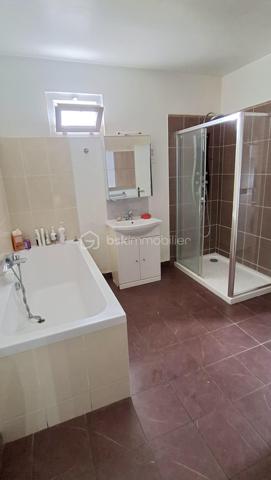 Maison de 220 m²