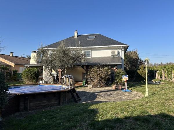 Maison à vendre |  Saint-Priest |  6 pièces | 190 m²