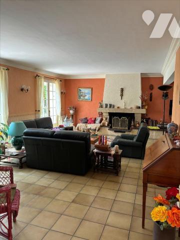 Grande maison d'habitation