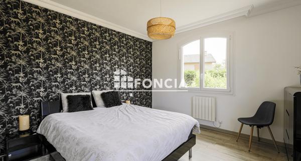 À vendre Maison 7 pièces 259.8 m² - Saint-jean-de-moirans 38430