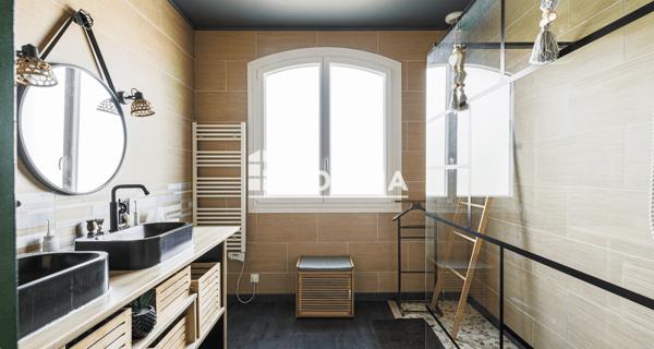 À vendre Maison 7 pièces 259.8 m² - Saint-jean-de-moirans 38430