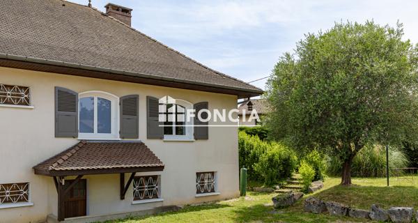 À vendre Maison 7 pièces 259.8 m² - Saint-jean-de-moirans 38430