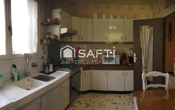 PRIX EN BAISSE à 158 000 €