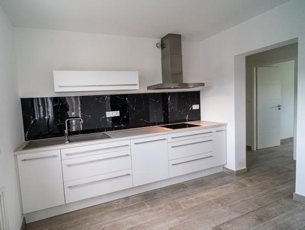 Vaste T3 - Balcon et Parking. Chambéry (73000)