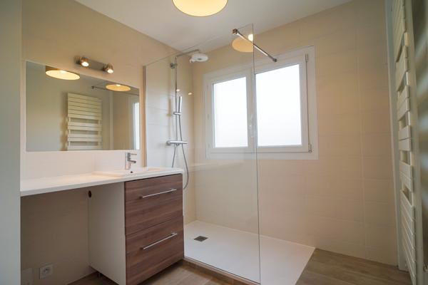 Vaste T3 - Balcon et Parking. Chambéry (73000)