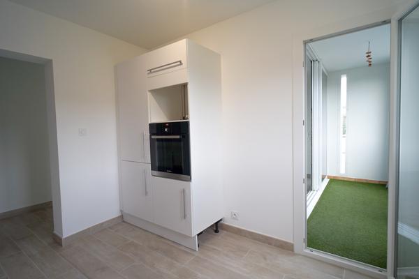 Vaste T3 - Balcon et Parking. Chambéry (73000)