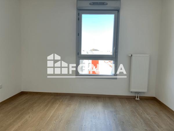 Location Appartement 2 pièces 41.97 m² - RESIDENCE AU FIL DE L'EAU Valenciennes 59300