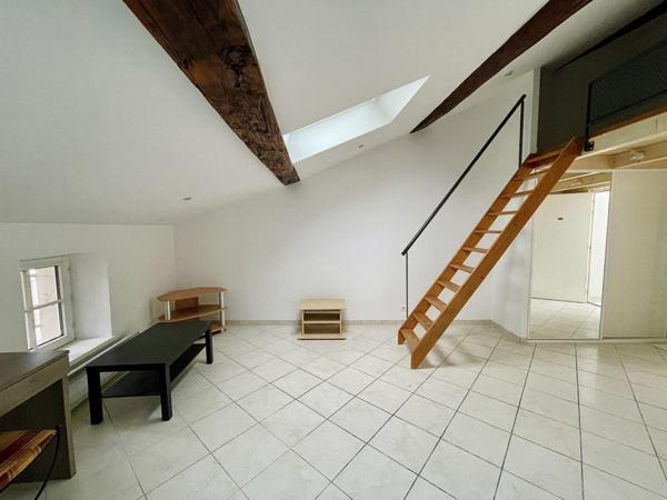 Location Studio meublé 32.55 m² - ÉPinal 88000