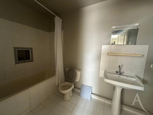 Studio 29 m² à LIMAY