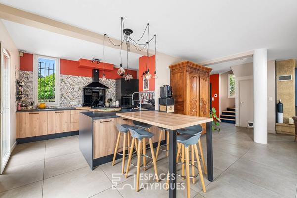 Maison d’architecte avec piscine au calme dans secteur résidentiel