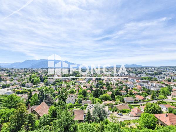 Location Appartement 4 pièces 88.9 m² - LE VERCORS II Voiron 38500