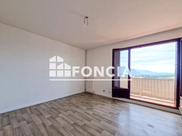 Location Appartement 4 pièces 88.9 m² - LE VERCORS II Voiron 38500