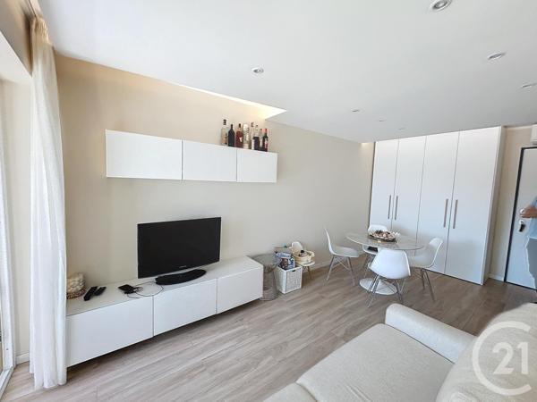 Appartement F1 à vendre  1 pièce - 27,22 m2 MANDELIEU LA NAPOULE - 06