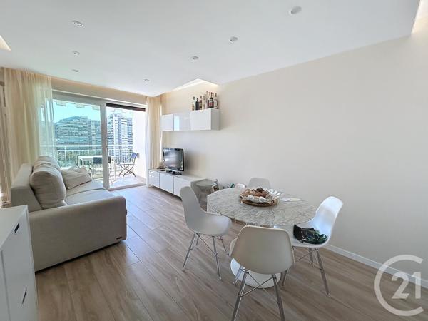 Appartement F1 à vendre  1 pièce - 27,22 m2 MANDELIEU LA NAPOULE - 06