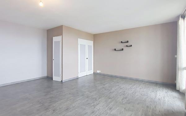 Appartement à vendre    4 pièces • 90 m2 Pau