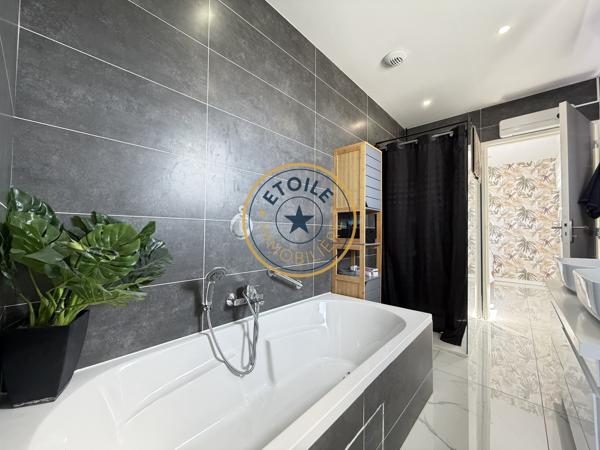 Montreuil-Juigné : maison T5 avec piscine à vendre