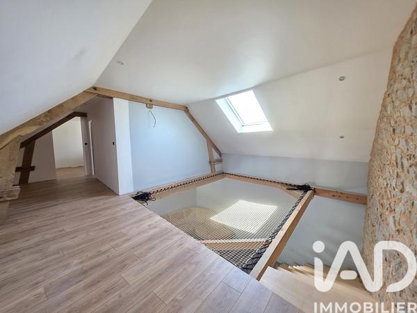 Maison à vendre 7 pièces 223,81 m² Saint-Gervais-d'Auvergne