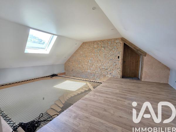 Maison à vendre 7 pièces 223,81 m² Saint-Gervais-d'Auvergne