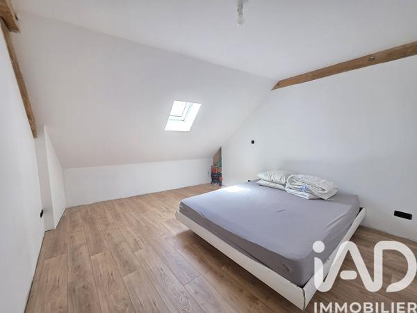 Maison à vendre 7 pièces 223,81 m² Saint-Gervais-d'Auvergne