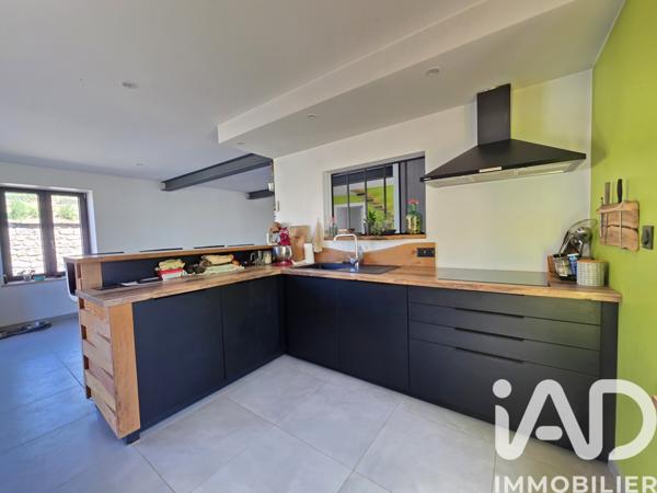 Maison à vendre 7 pièces 223,81 m² Saint-Gervais-d'Auvergne