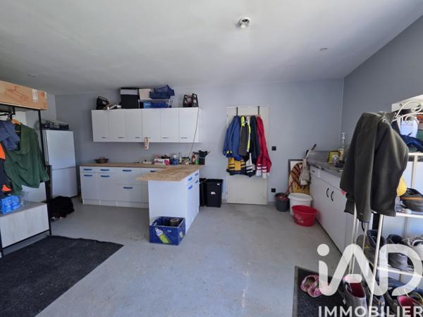 Maison à vendre 7 pièces 223,81 m² Saint-Gervais-d'Auvergne
