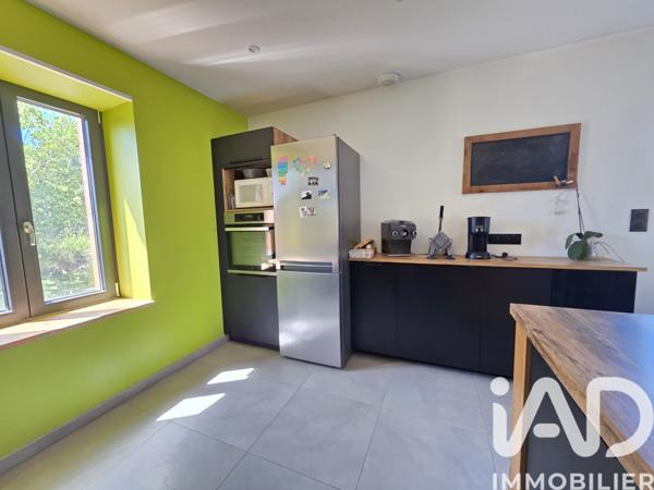 Maison à vendre 7 pièces 223,81 m² Saint-Gervais-d'Auvergne