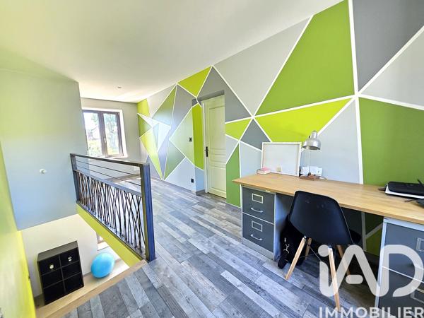 Maison à vendre 7 pièces 223,81 m² Saint-Gervais-d'Auvergne
