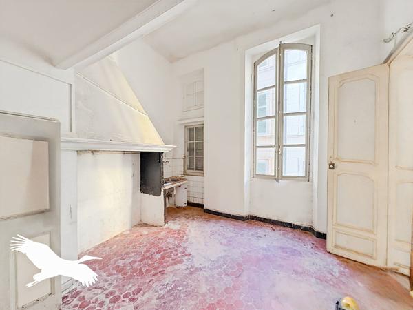 Appartement à vendre |  Marseille 01 |  3 pièces | 64 m²