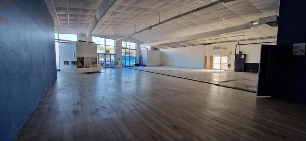 Local Commercial 510m² – Cholet