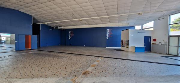 Local Commercial 510m² – Cholet
