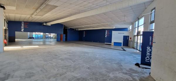 Local Commercial 510m² – Cholet