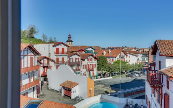 Appartement à vendre    4 pièces • 58,45 m2 Ciboure