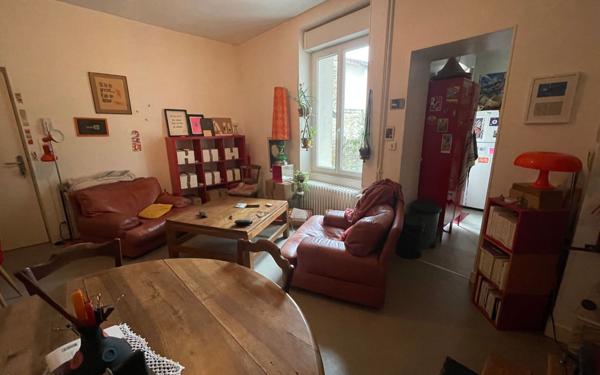 Appartement à louer    2 pièces • 40 m2 Limoges