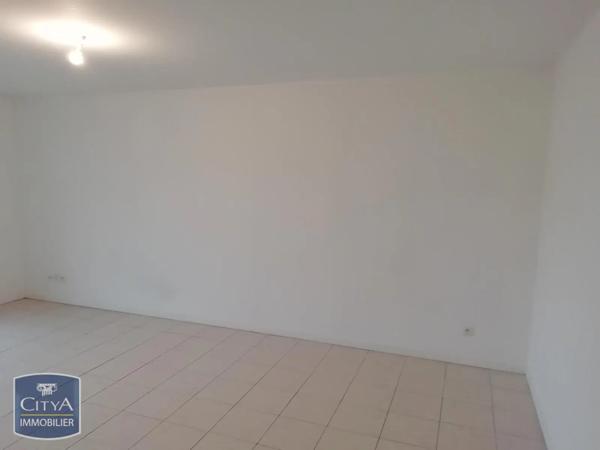 Appartement à louer 2 pièces 48.16m²