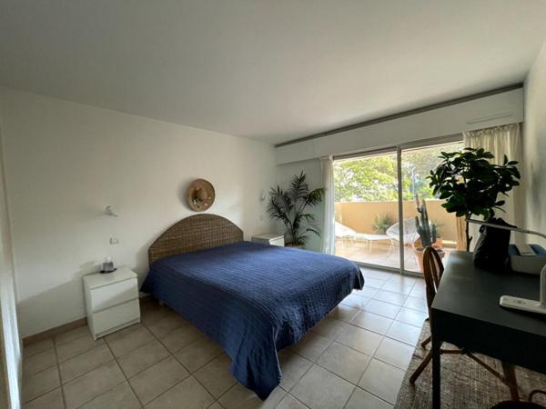 Rare à la vente - Appartement T2 avec garage - Centre-ville LE LAVANDOU