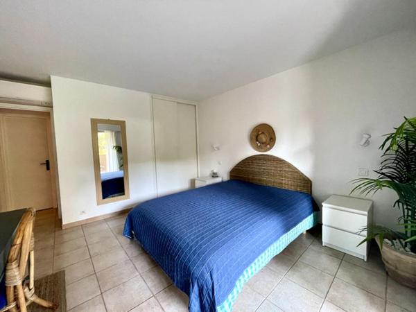 Rare à la vente - Appartement T2 avec garage - Centre-ville LE LAVANDOU