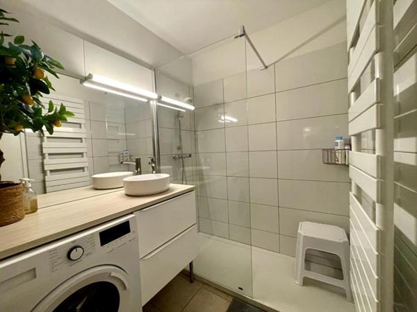 Rare à la vente - Appartement T2 avec garage - Centre-ville LE LAVANDOU