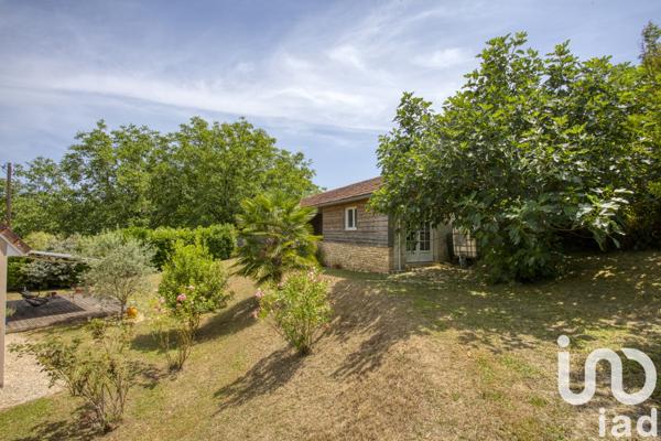 House for sale 3 rooms 122 m² Sarlat-la-Canéda