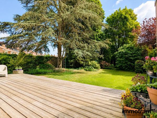 Vente Maison 290m 2 - 7 chambre(s) - Wasquehal, • Réf. VM29183