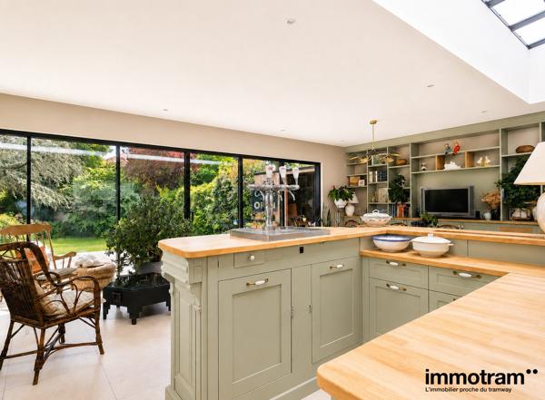 Vente Maison 290m 2 - 7 chambre(s) - Wasquehal, • Réf. VM29183