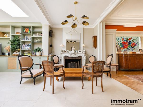 Vente Maison 290m 2 - 7 chambre(s) - Wasquehal, • Réf. VM29183