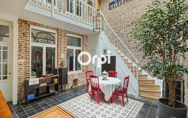 Maison à vendre    7 pièces • 230 m2 Lille
